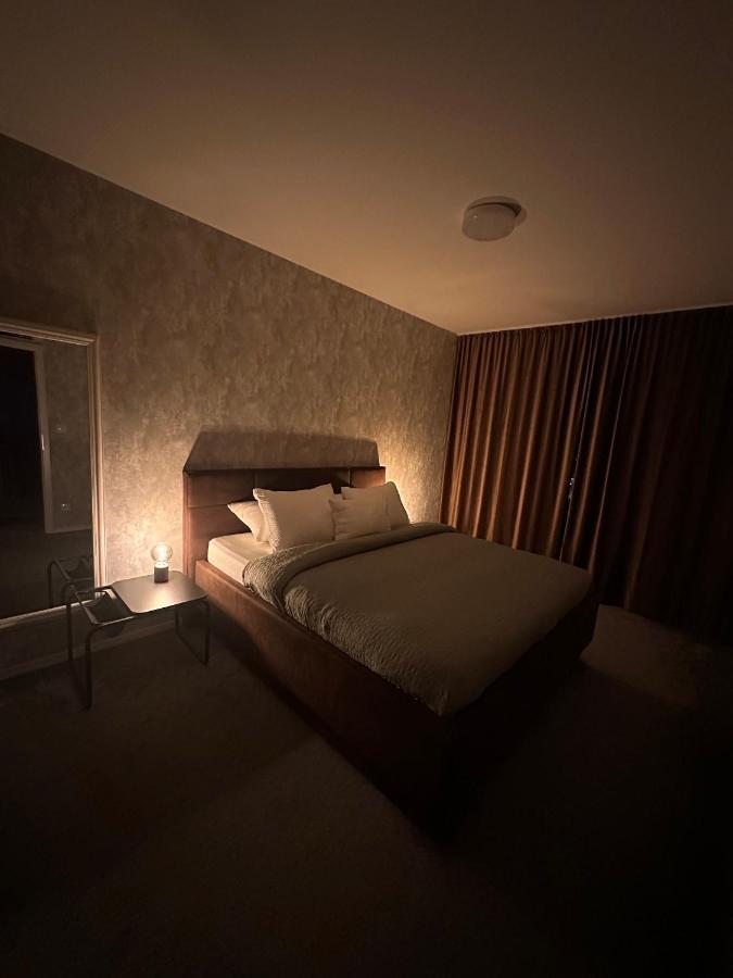 Luxusny Na 21 Poschodi S Parkovanim Zadarmo Ba * Bratysława